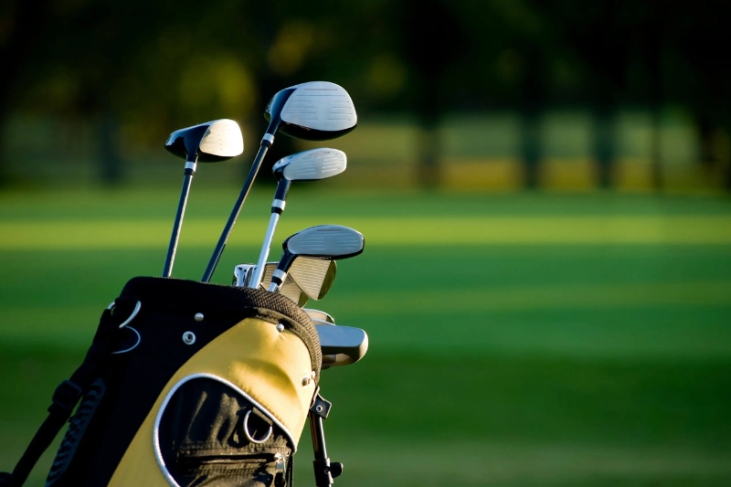 how often to replace golf clubs?